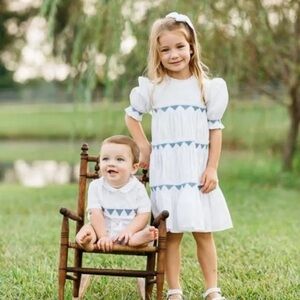 NEW Feltman Brothers Triangle Smocked Dress 24 Mos. 2T White Blue NWT